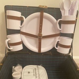 Vintage picnic basket